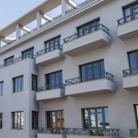 Отель Perianth 5*